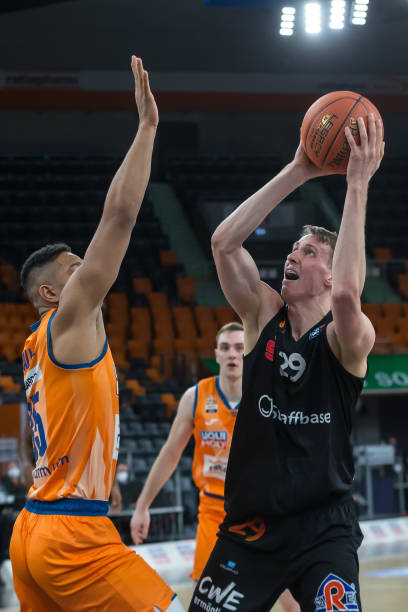 这场与拜仁 这场与拜仁