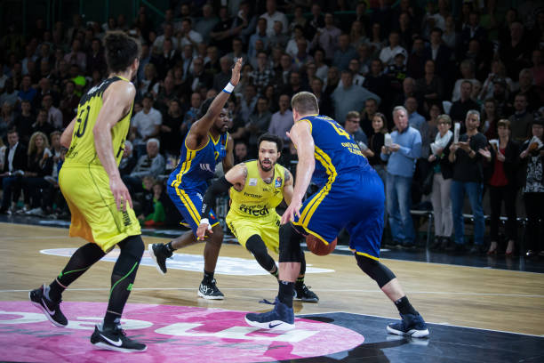 巩固了她们 巩固了她们