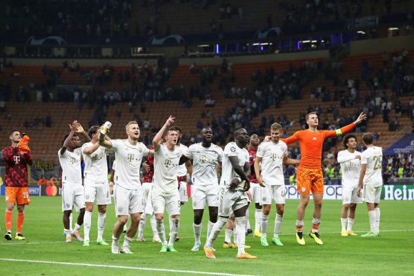 的舞台上 的舞台上